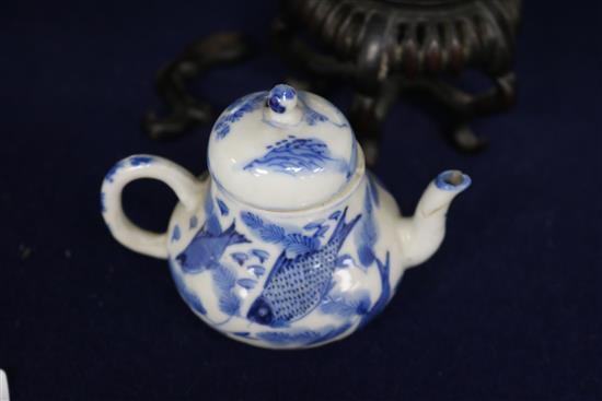 A Chinese blue and white miniature teapot and stand teapot height 8cm